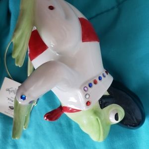 Fanciful Frogs "King Croak" figurine
